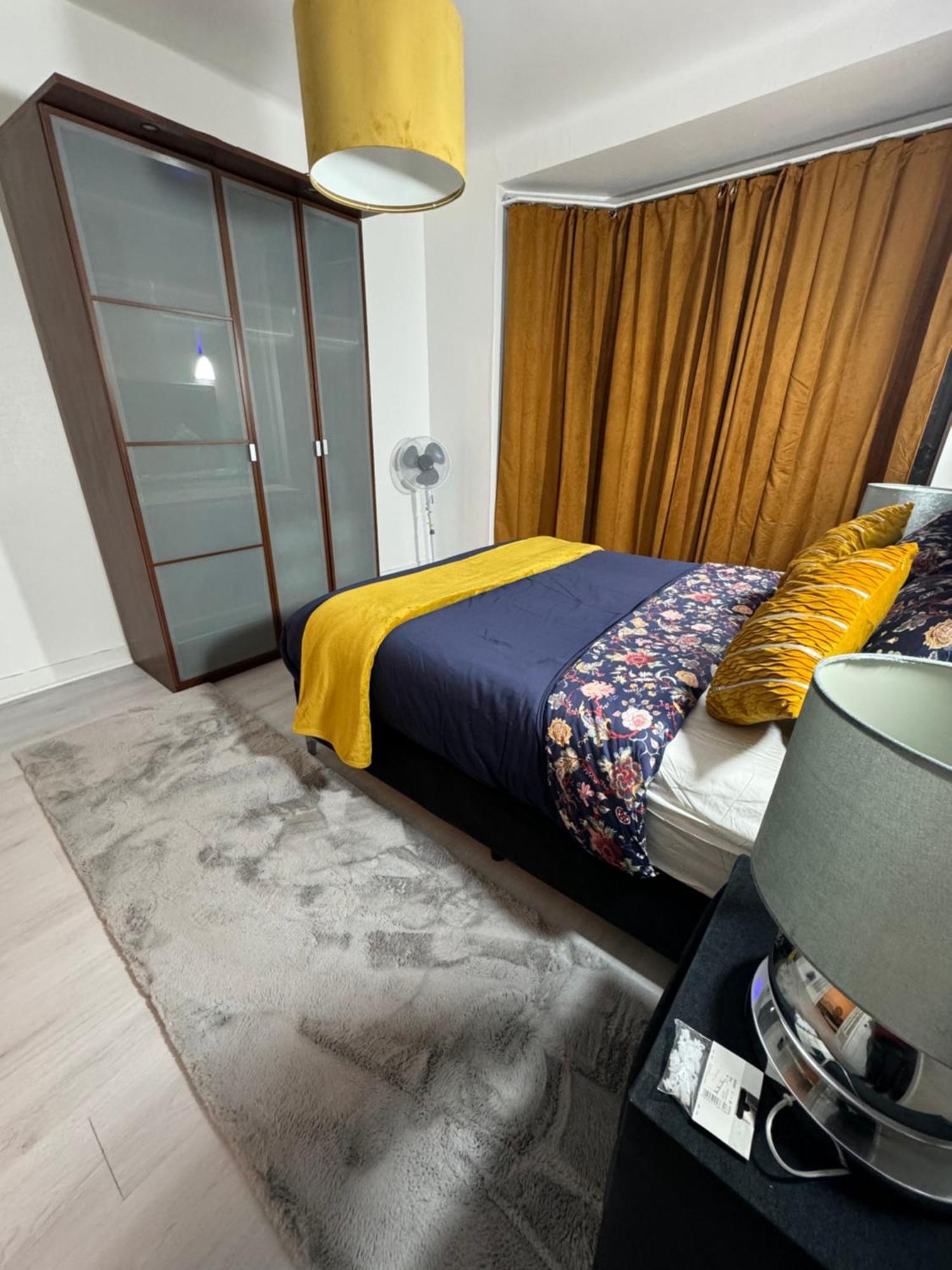 Appartement 2 Chambre Luxueuse A Jette Brussels Exterior photo