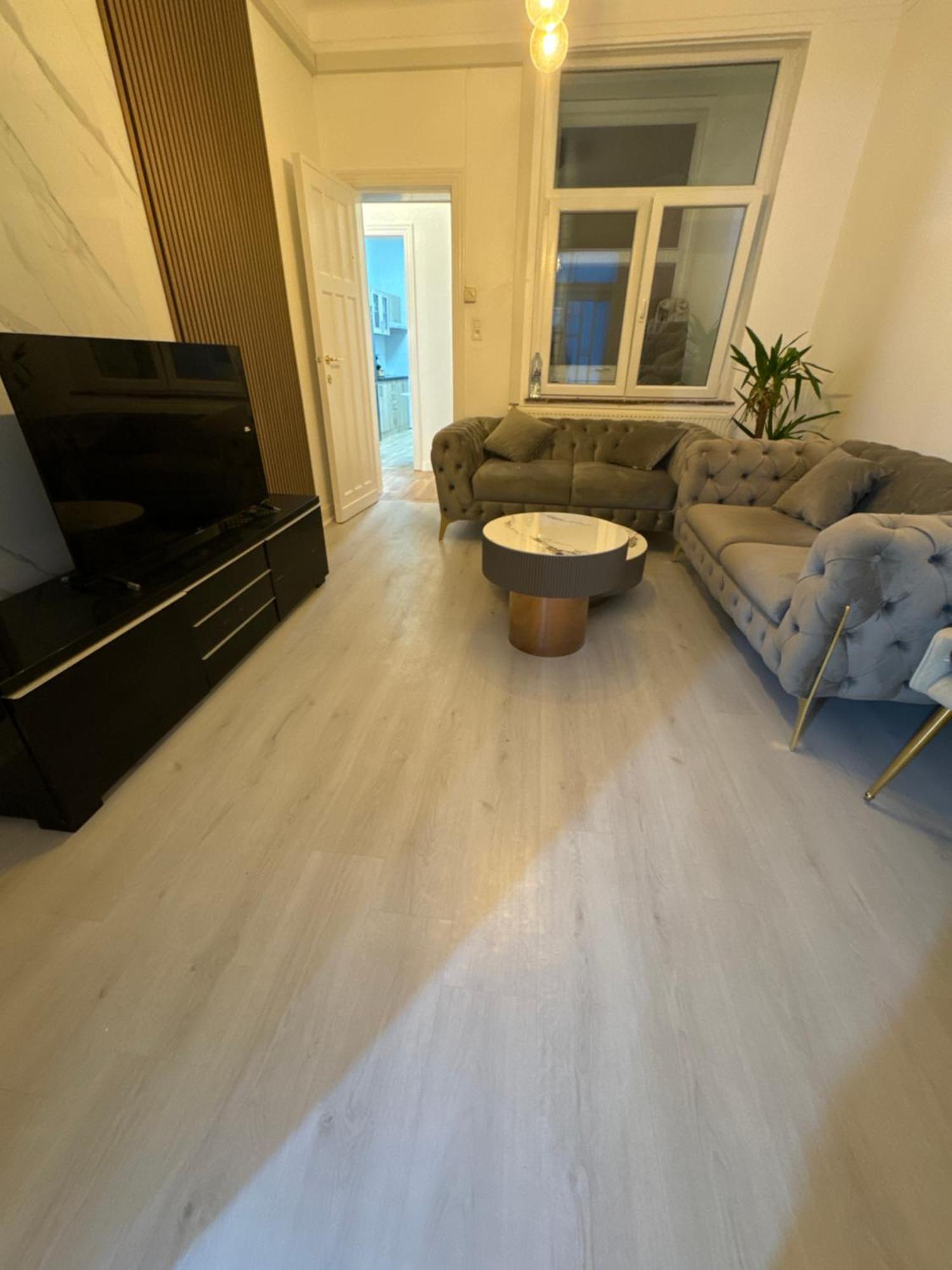 Appartement 2 Chambre Luxueuse A Jette Brussels Exterior photo